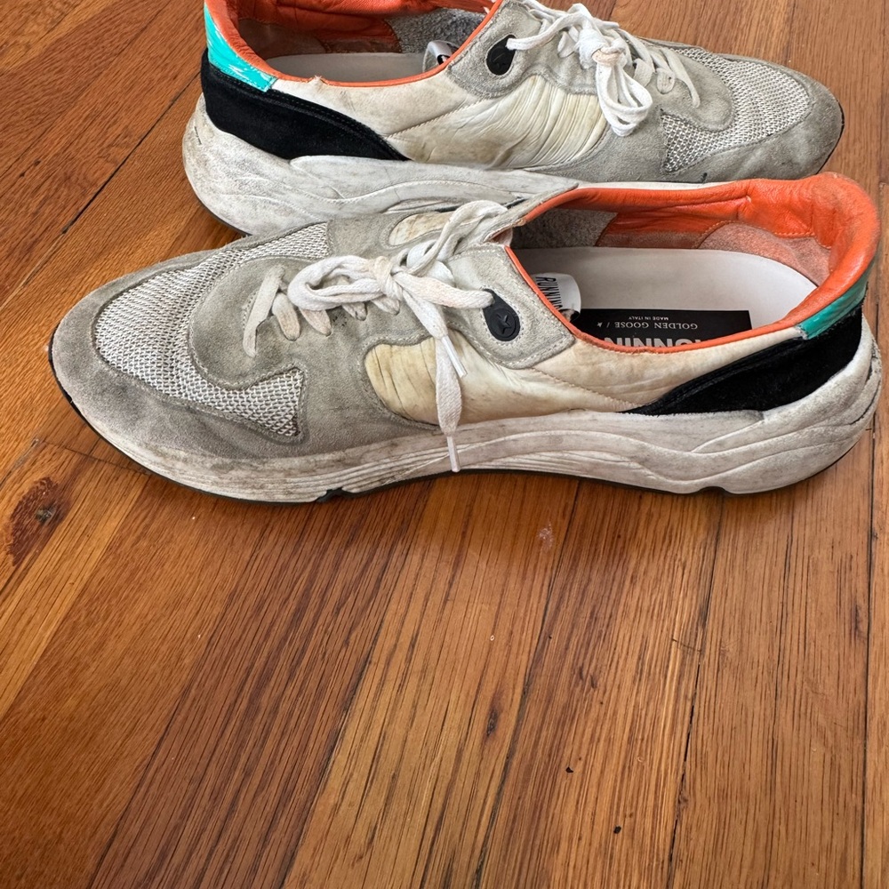 Men's GOLDEN GOOSE Running Sole Sneaker - Picture 3 of 10